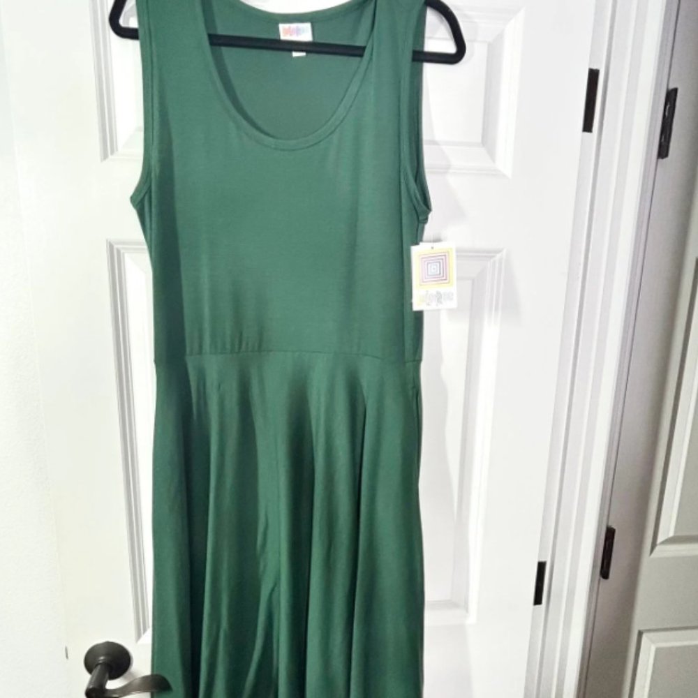 green has pockets